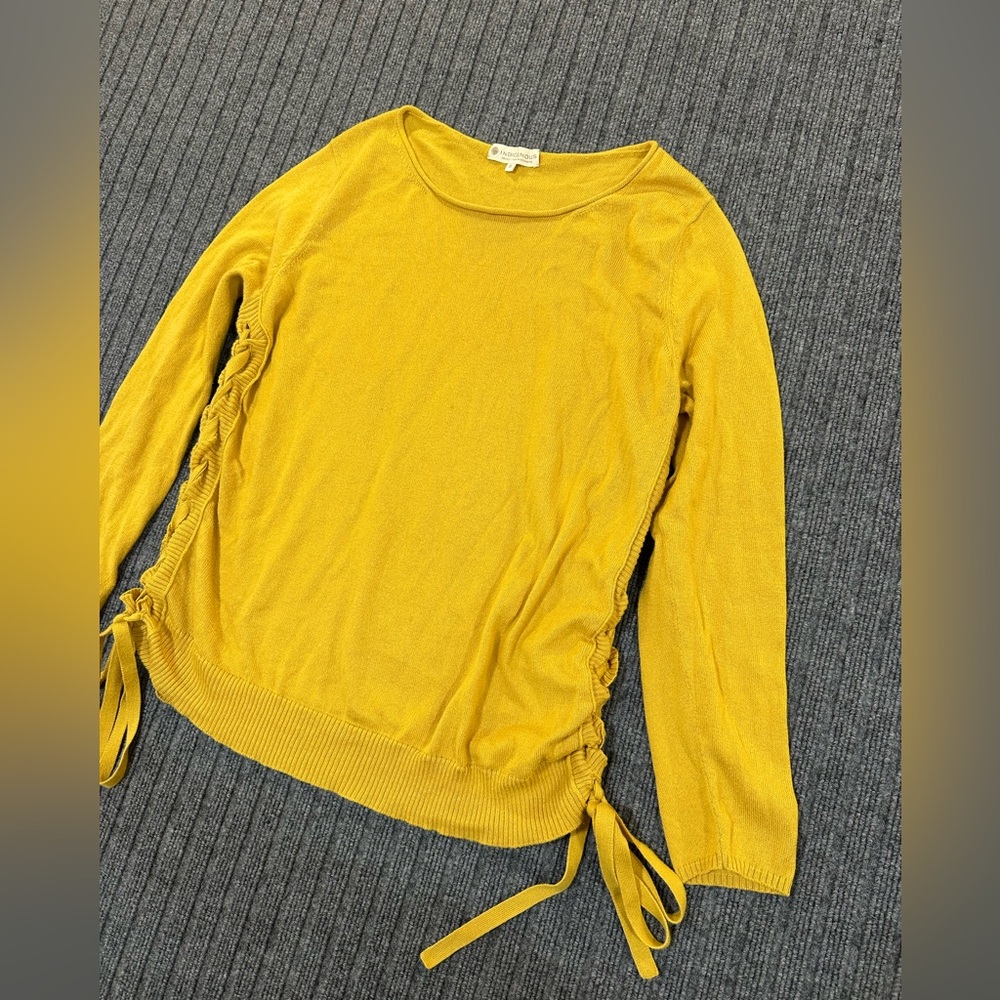 Indigenous Knit Top‎ - Picture 3 of 7